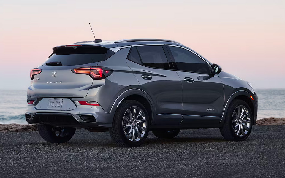 2025 BUICK ENCORE GX PREFERRED SILVER - Imagen 4